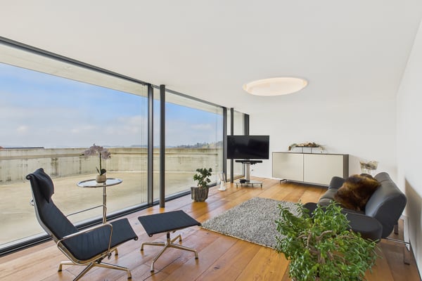 MODERNES ARCHITEKTENHAUS MIT ZEITLOSER BETONÄSTHETIK 2