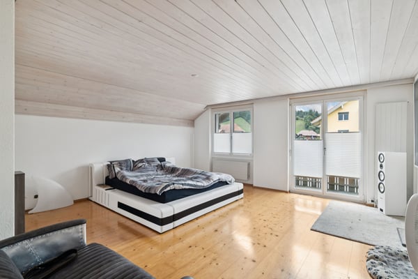 FLEXIBEL HOCH DREI 4