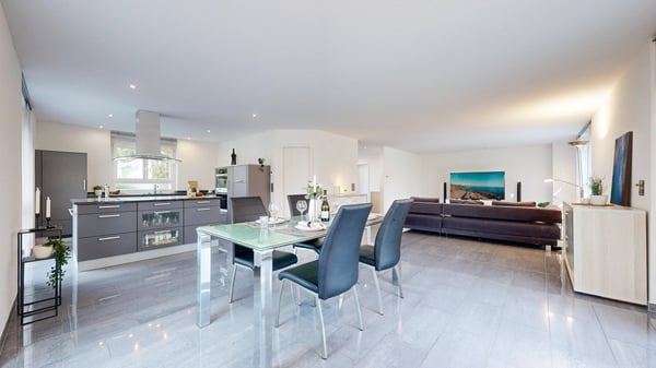 LUXURIÖSES WOHNEN MIT WELLNESS UND NÄHE ZU BERN 3