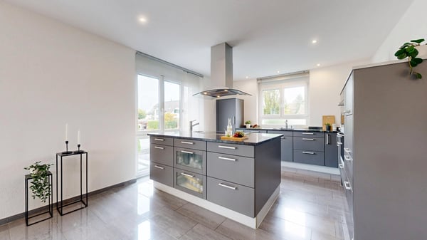 LUXURIÖSES WOHNEN MIT WELLNESS UND NÄHE ZU BERN 4