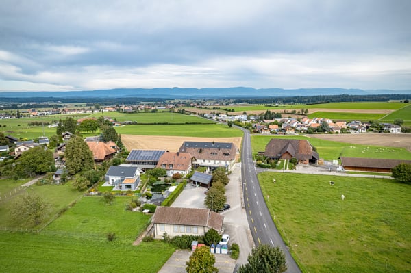 ATTRAKTIVES ENTWICKLUNGSPOTENZIAL AUF 3'202 m² 4