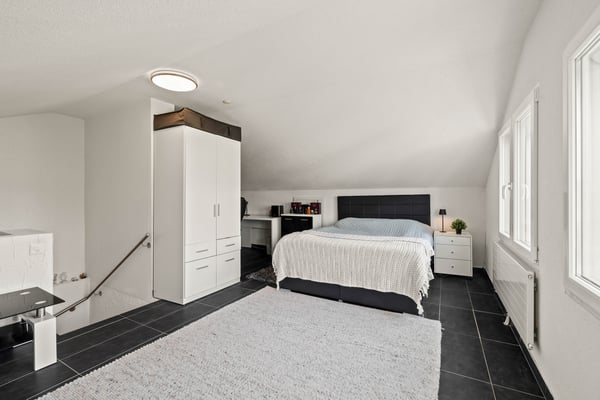 GEPFLEGTES ECKHAUS MIT VIEL GRÜN - IHR RÜCKZUGSORT AN BESTER LAGE 8