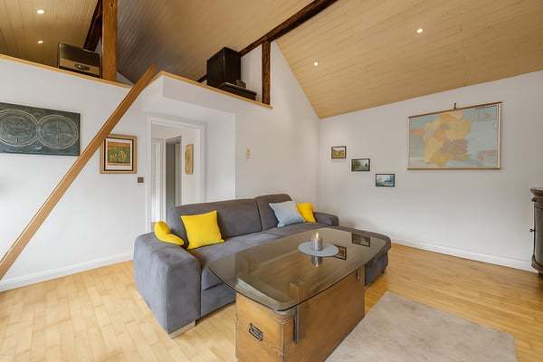 ES LEBE DAS LEBEN - LEBENDIGES HAUS MIT POTENTIAL 2