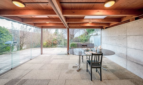 GEPFLEGTES DOPPELEINFAMILIENHAUS AN PRIVILEGIERTER HANGLAGE 7