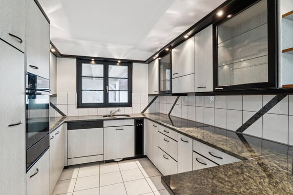 CHARMANTE LIEGENSCHAFT MIT VIEL PLATZ 5