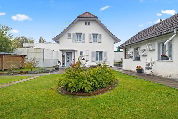ERSCHWINGLICHES HAUS IN BUCHS - GEPFLEGT & SMART GELEGEN 1