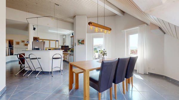 GROSSZÜGIGE DACHWOHNUNG MIT TRAUMTERRASSE UND VIEL PRIVATSPHÄRE 3