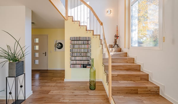 MODERNES, KOMPAKTES UND FREISTEHENDES EINFAMILIENHAUS 4