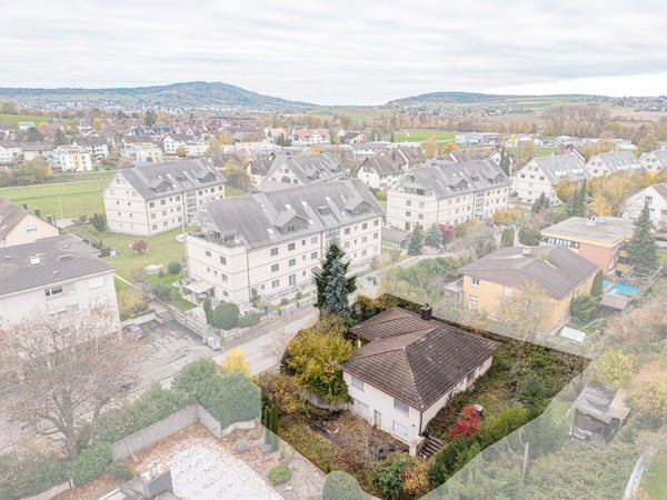 RARES GUT - ATTRAKTIVES BAULAND W2 IM GROSSRAUM ZÜRICH 3