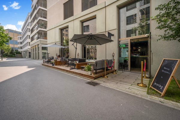 VIELSEITIGE ART-DÉCO GEWERBEFLÄCHE IN DER GLASI BÜLACH 7