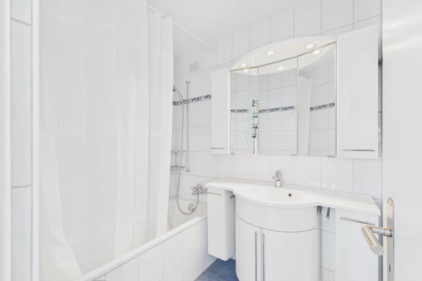 MAISONETTE-ATTIKAWOHNUNG WOHNKOMFORT UND WEITBLICK 3