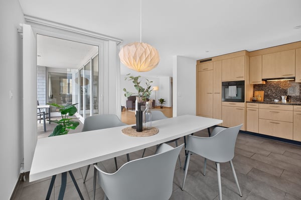 EXKLUSIVE 4.5-ZIMMER-WOHNUNG MIT GROSSZÜGIGEM RAUMGEFÜHL 4