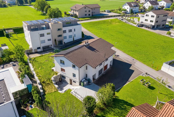 5.5-ZIMMER-DOPPELEINFAMILIENHAUS MIT BERGBLICK 1