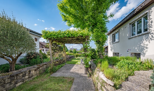 GROSS DENKEN - GEPFLEGTES 7.5 ZIMMER EINFAMILIENHAUS 7