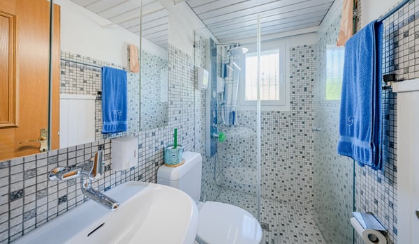 GROSS DENKEN - GEPFLEGTES 7.5 ZIMMER EINFAMILIENHAUS 6