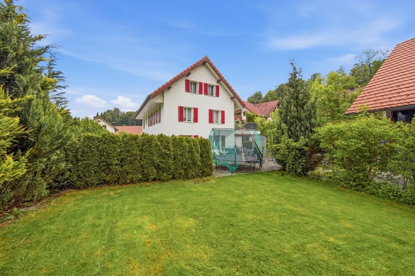 CHARMANTE GARTENWOHNUNG MIT HISTORISCHEM CHARAKTER 8
