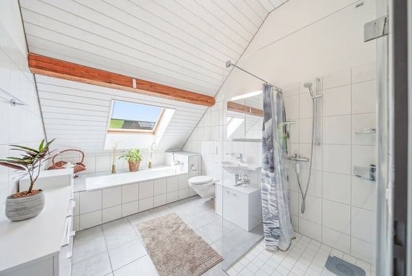 ATTRAKTIVE MAISONETTEWOHNUNG INMITTEN DER NATUR 7