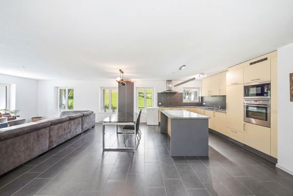 ATTRAKTIVE MAISONETTEWOHNUNG INMITTEN DER NATUR 3