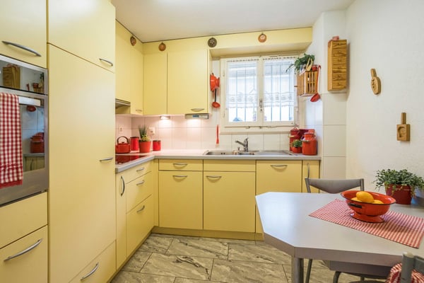 CHARME UND RUHE - FREISTEHENDES EINFAMILIENHAUS IN DOTTIKON 4