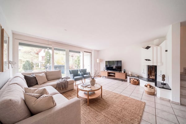 VERLÄSSLICH UND GEPFLEGT - 5.5 ZIMMER DOPPELEINFAMILIENHAUS 2