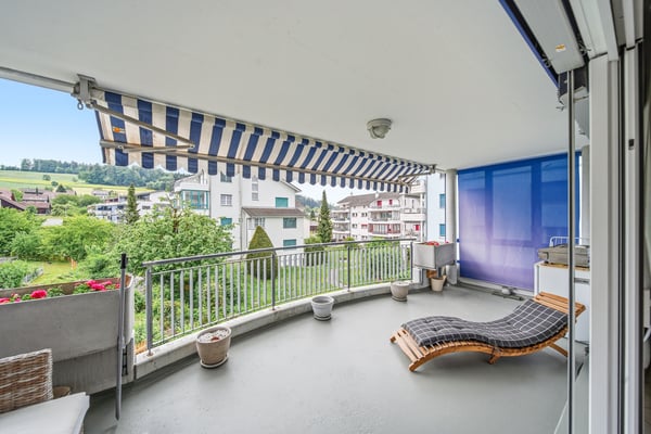 SCHÖN UND GUT - GEPFLEGTE 4.5 ZIMMERWOHNUNG IM ZENTRUM 7