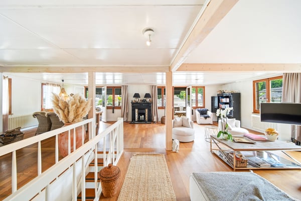 CHALET CHARME IN DER STADT MIT DREI EINHEITEN 2