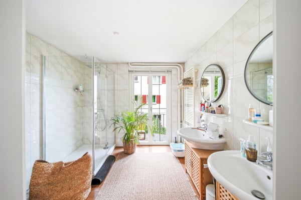 CHALET CHARME IN DER STADT MIT DREI EINHEITEN 6