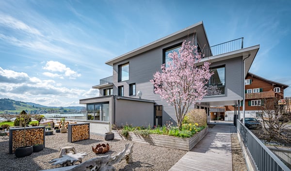 ELEGANZ, KLASSE UND FLEXIBILITÄT - 3.5 ZIMMER DOPPELEINFAMILIENHAUS 1