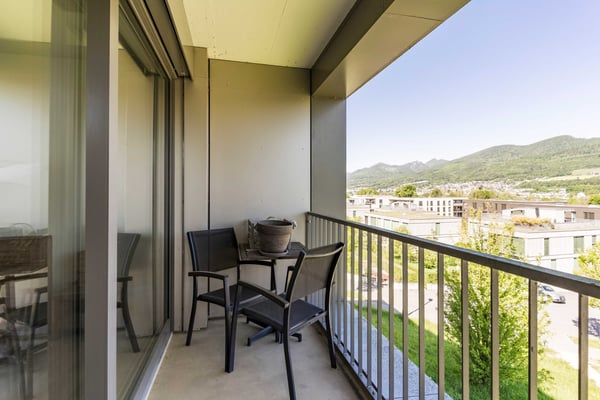 MODERNE WOHNUNG MIT WEITBLICK AM STADTRAND 6