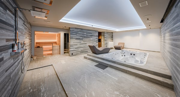 PURE DOMINANZ - PENTHOUSE MIT BERGSICHT UND WELLNESSBEREICH 5
