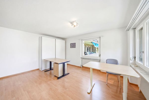ÜBERRASCHEND VIEL PLATZ - 2.5 ZIMMER AUF 63 M² 4