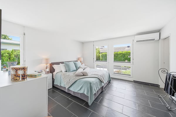 ERHOBEN MIT BLICK INS GRÜNE - GEDIEGENES 6.5 ZIMMER EINFAMILIENHAUS 4