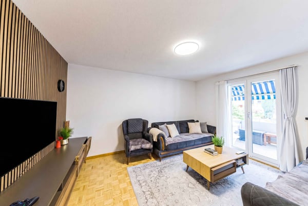 NACHHALTIGES INVESTMENT IN REGENSDORF - MEHRFAMILIENHAUS MIT 6 WOHNUNGEN 2