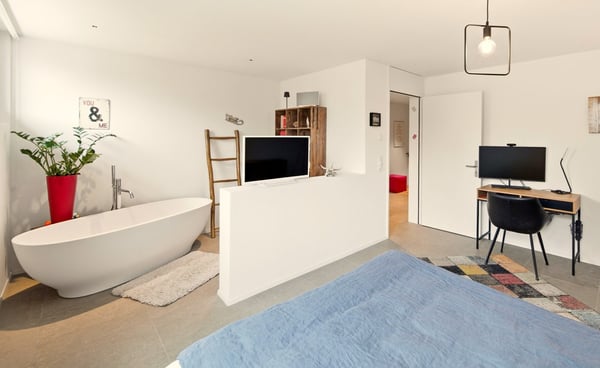 KLASSE UND KOMFORT IM GRÜNEN - NEUWERTIGE 4.5 ZIMMERWOHNUNG 8