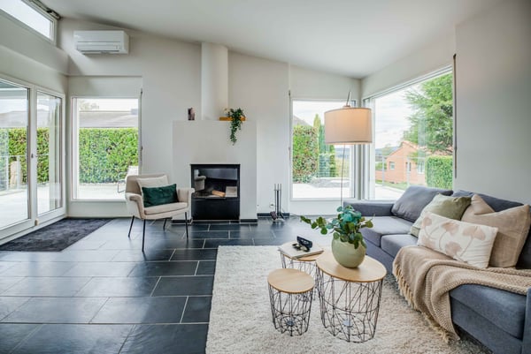 ERHOBEN MIT BLICK INS GRÜNE - GEDIEGENES 6.5 ZIMMER EINFAMILIENHAUS 2