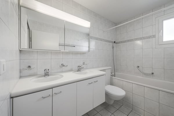 Ideal für Familien: 4.5 Zimmer-Wohnung im ländlichen Worben 3