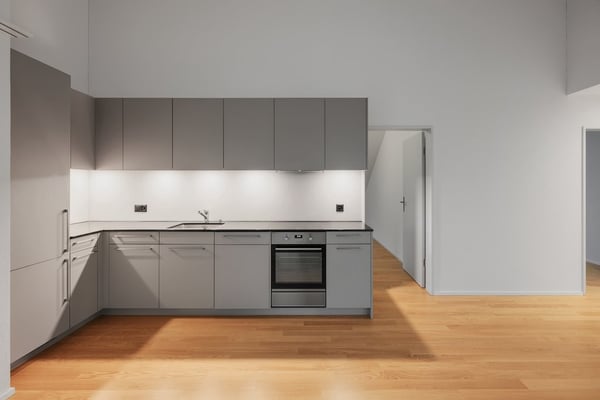 Schöne Dachwohnung mit zwei Balkonen 2