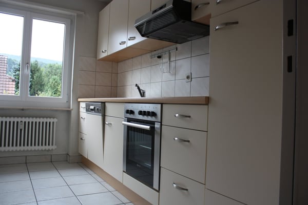 1 1/2 Zimmerwohnung mit Balkon 3