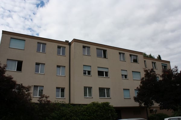 Geräumige 1-Zimmer-Wohnung mit Balkon in ruhiger Lage in Flüh 2