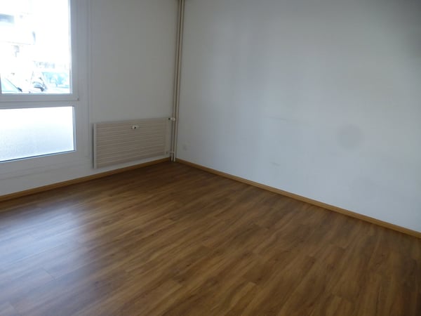 Helle 3 1/2-Zimmerwohnung mit Balkon sucht Nachmieter 6