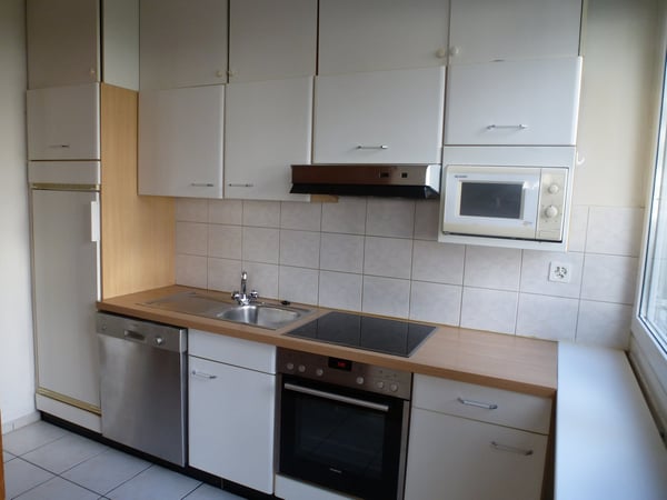 Helle 3 1/2-Zimmerwohnung mit Balkon sucht Nachmieter 3