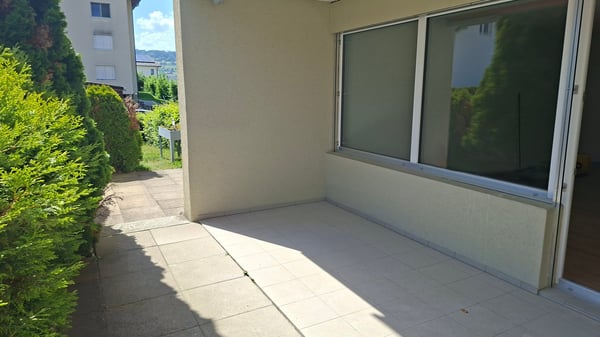Einziehen und wohlfühlen - komplett renovierte 4.5-Zimmer-Gartenwohnung 9