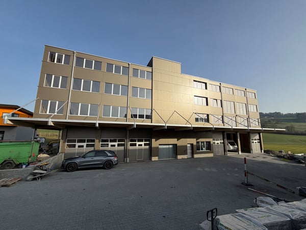 59 m2 moderne Gewerbefläche im Neubau Moospark 9, Rickenbach 1