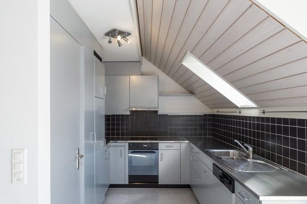 Wunderschöne und grosse Dachwohnung mit Galerie und Schwedenofen 7