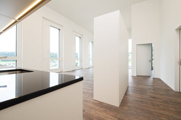 3.5 Zimmerwohnung 7. OG, modern + lichtdurchflutet im Tower 9
