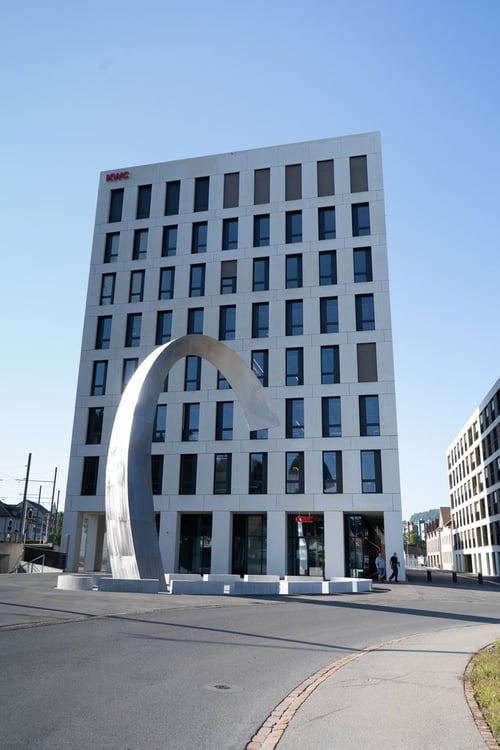 3.5 Zimmerwohnung 7. OG, modern + lichtdurchflutet im Tower