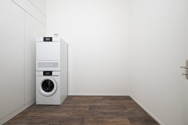 3.5 Zimmerwohnung 7. OG, modern + lichtdurchflutet im Tower 12
