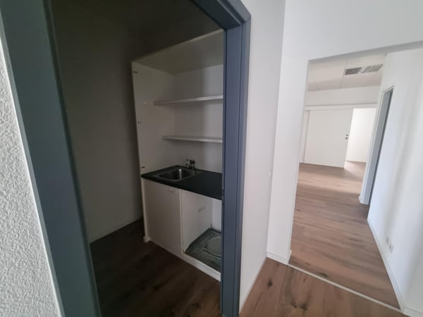 Luminoso ufficio - rif. 957 5