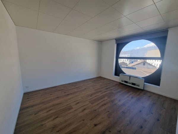 Luminoso ufficio - rif. 957 4