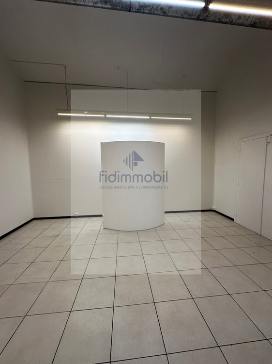 Local commercial en centre-ville 7